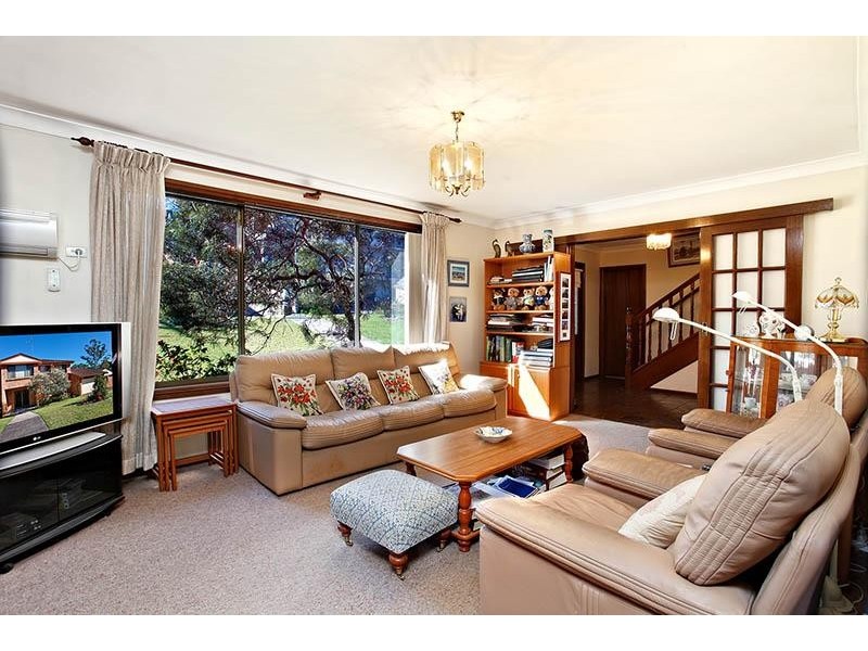 6 Thompson Cl, West Pennant Hills NSW 2125