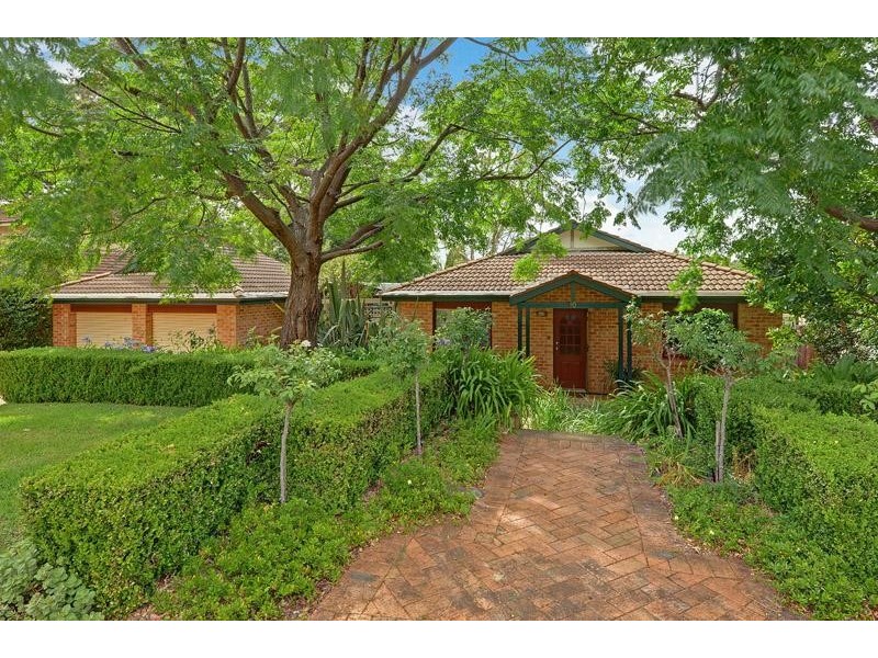 10 Priory  Cl, Cherrybrook NSW 2126