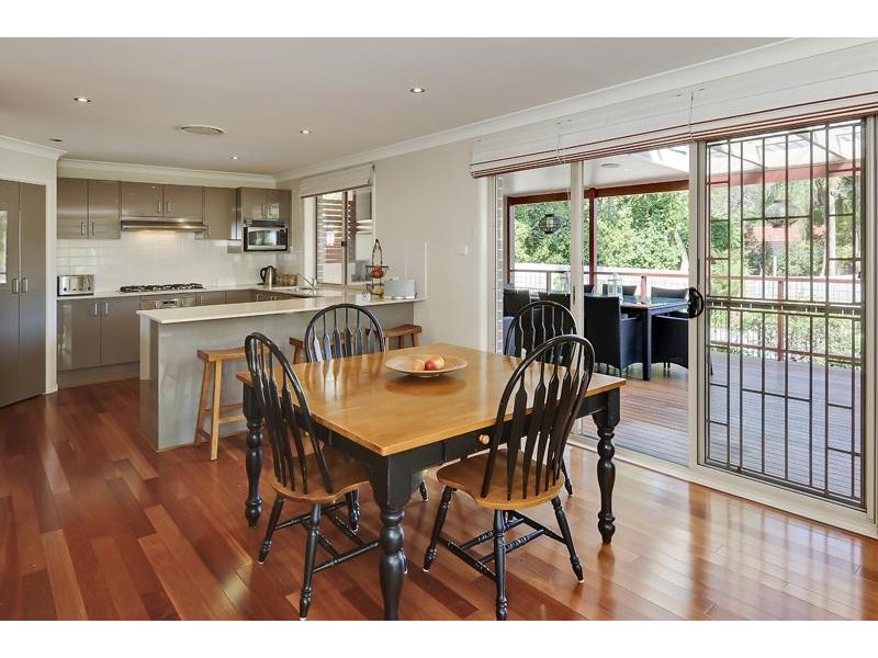 9 Vaughan Ave, Pennant Hills NSW 2120