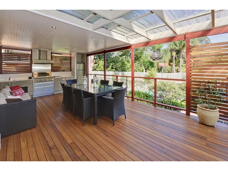 9 Vaughan Ave, Pennant Hills NSW 2120