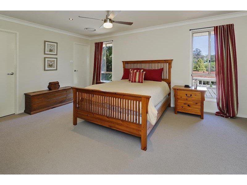 9 Vaughan Ave, Pennant Hills NSW 2120