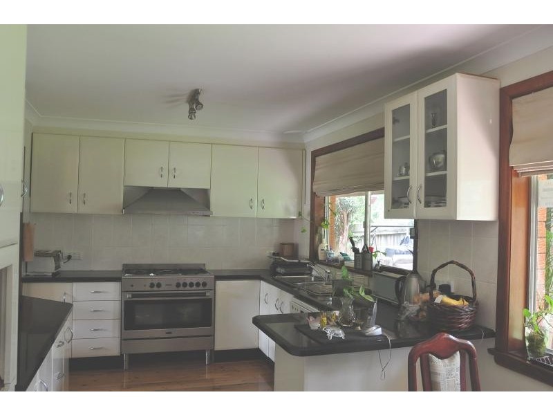 2 Keelendi Rd, West Pennant Hills NSW 2125