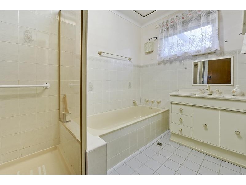 28 Loch Maree  Ave, Thornleigh NSW 2120