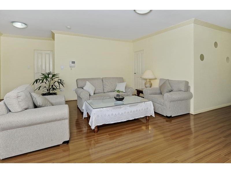 6/2 Conie Ave, Baulkham Hills NSW 2153