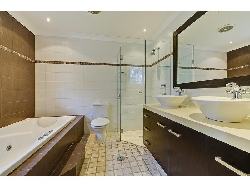 104 Oratava Ave, West Pennant Hills NSW 2125