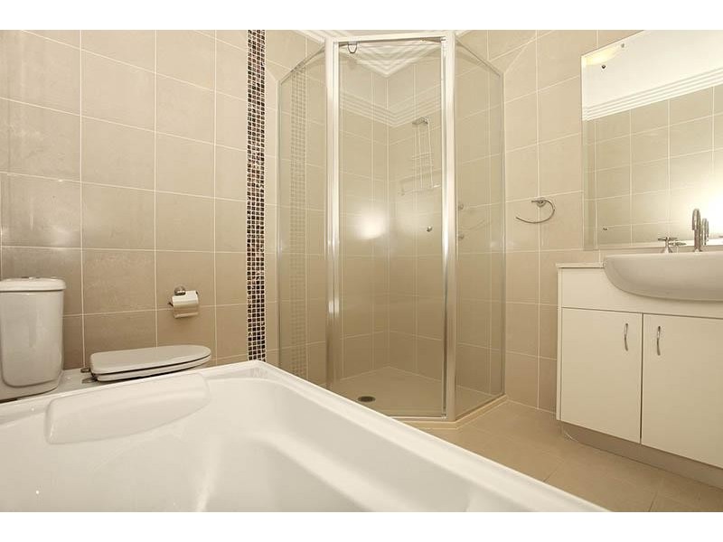 1/124 Shepherds Dr, Cherrybrook NSW 2126