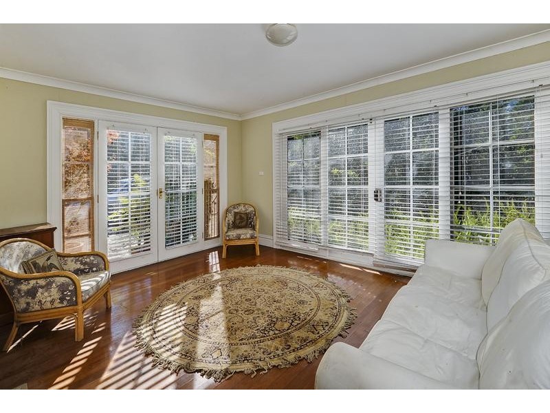 16 Lilla Rd Rd, Pennant Hills NSW 2120