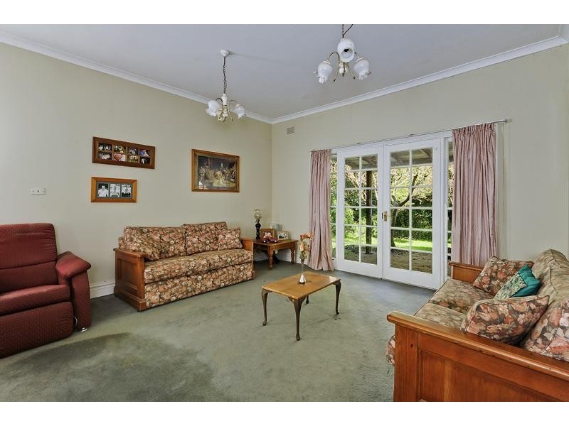 16 Lilla Rd Rd, Pennant Hills NSW 2120