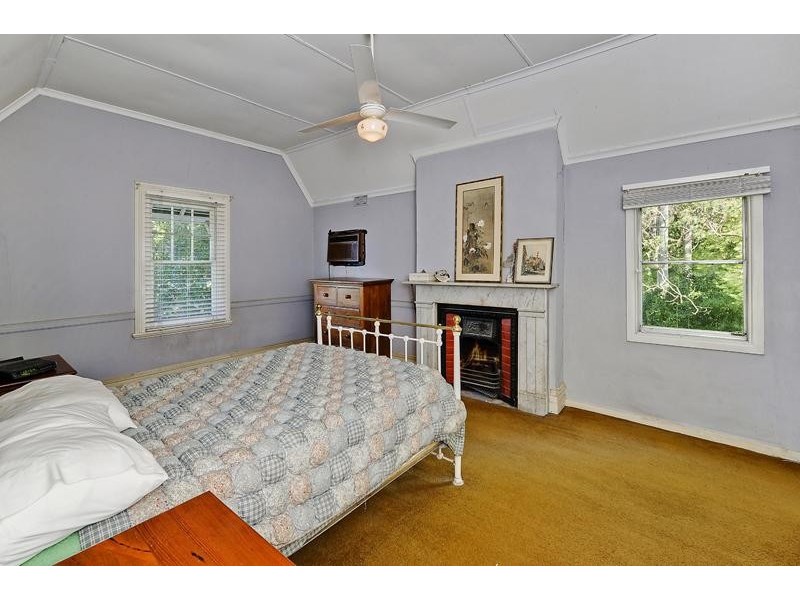 16 Lilla Rd Rd, Pennant Hills NSW 2120