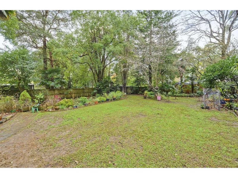 42 Loftus Rd, Pennant Hills NSW 2120