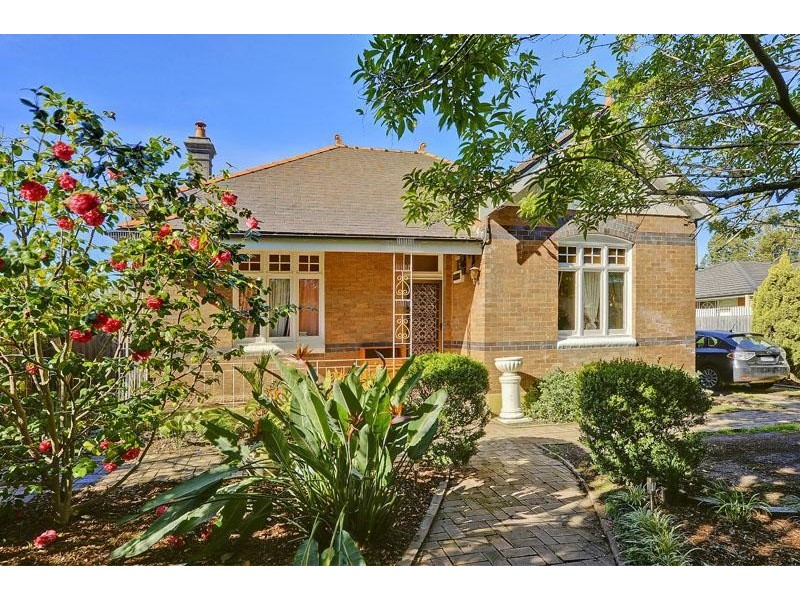 327 Pennant Hills  Rd, Pennant Hills NSW 2120
