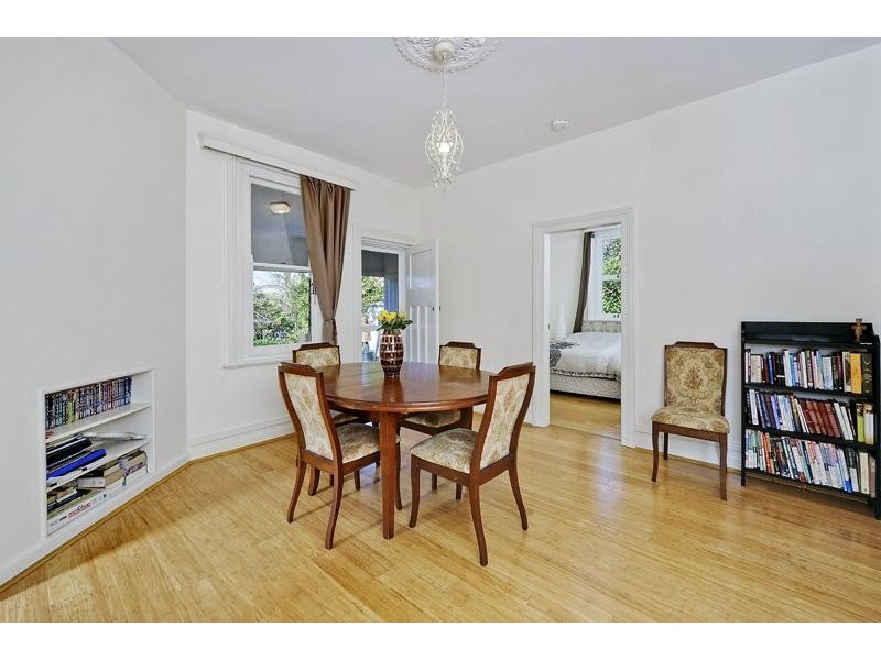 327 Pennant Hills  Rd, Pennant Hills NSW 2120