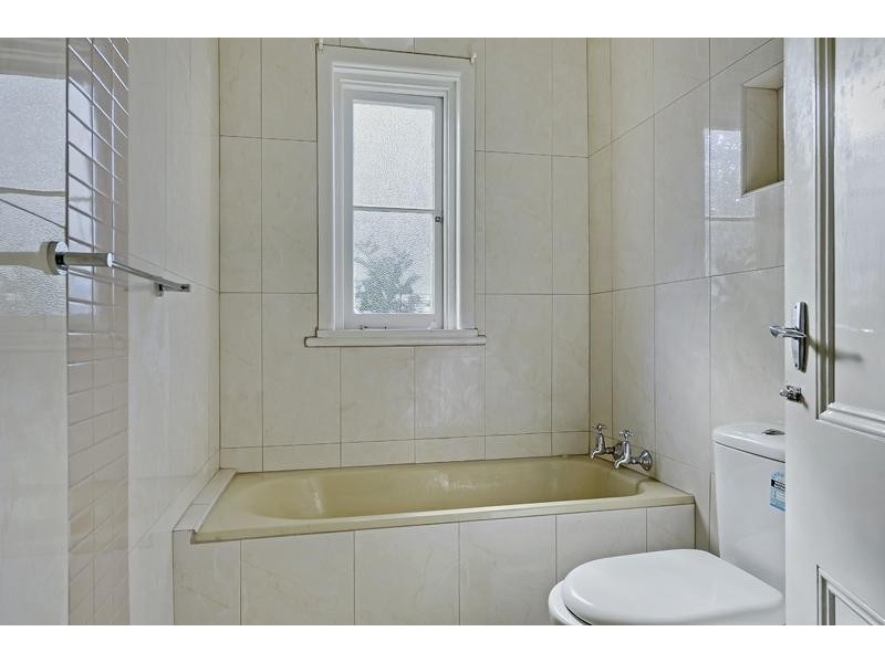 327 Pennant Hills  Rd, Pennant Hills NSW 2120