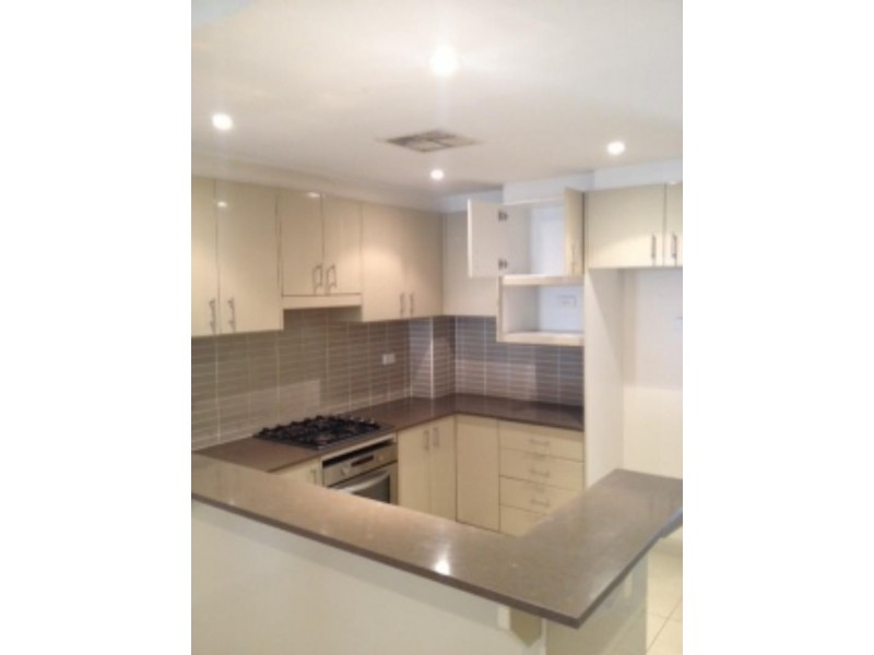 18/1-9 Eleanor St, Rosehill NSW 2142