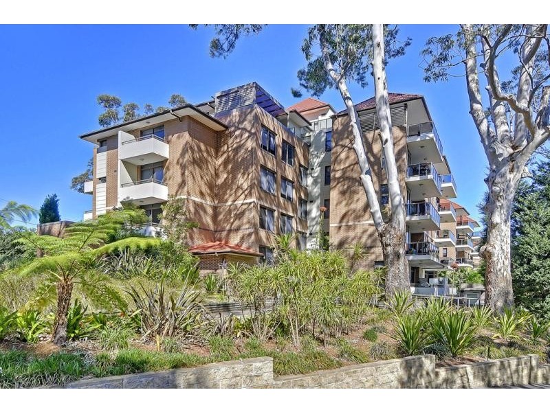 201/2c Munderah St, Wahroonga NSW 2076