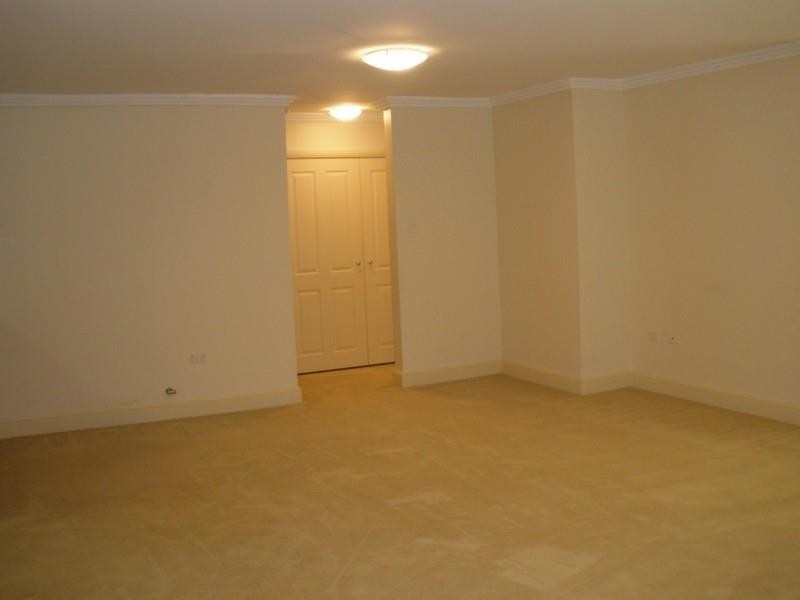 7/49-55 Cecil Ave, Castle Hill NSW 2154
