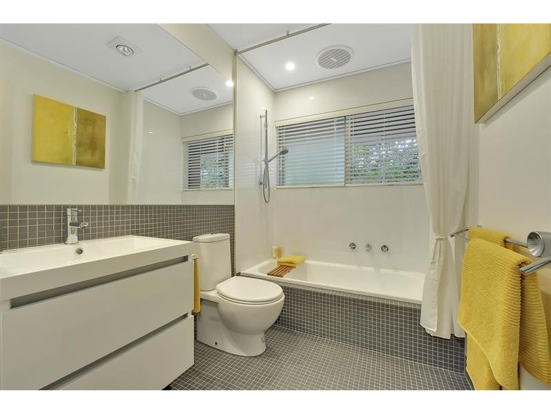 11 Verney Dr, West Pennant Hills NSW 2125
