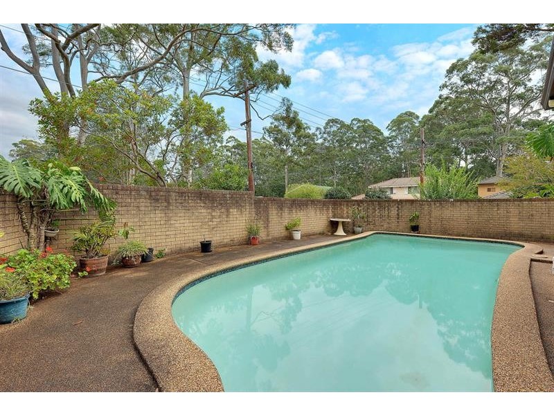 9 Verney Dr, West Pennant Hills NSW 2125