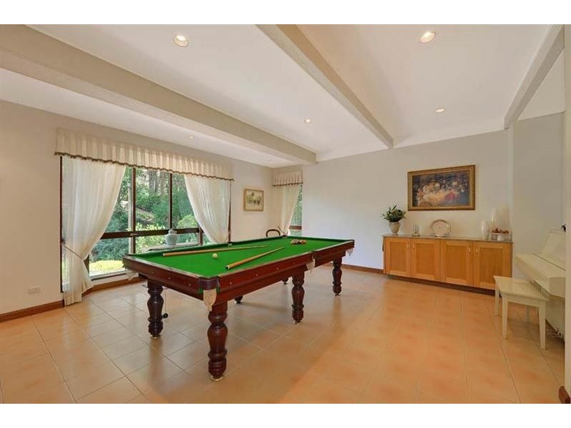 6 Azalea Gr, Pennant Hills NSW 2120