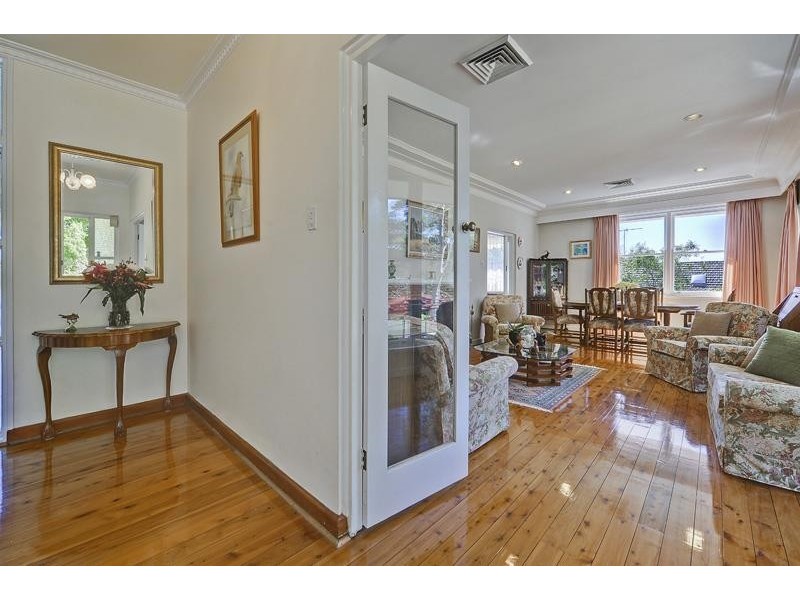 11 Werona St, Pennant Hills NSW 2120