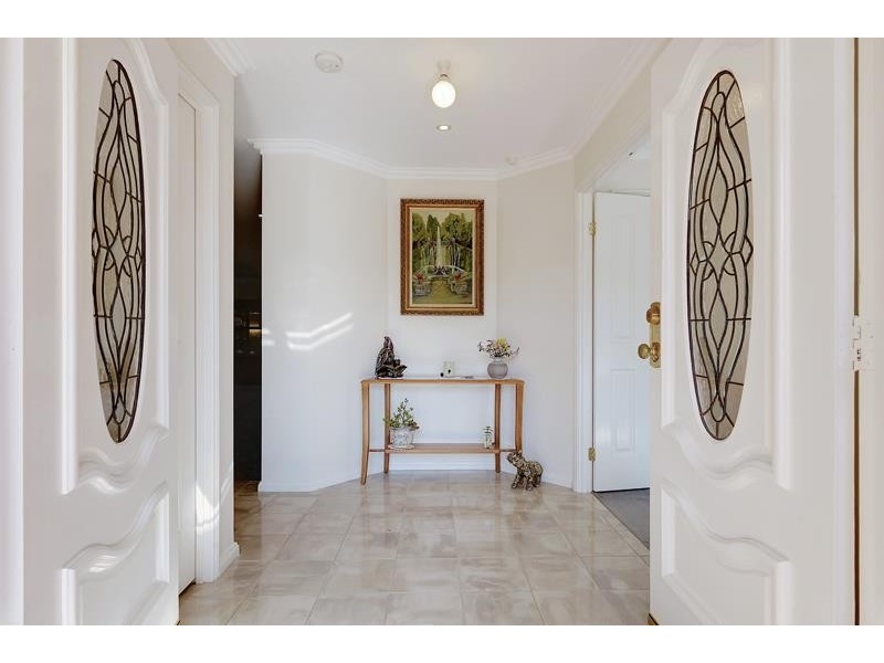 3 Ridgemont Cl, Cherrybrook NSW 2126