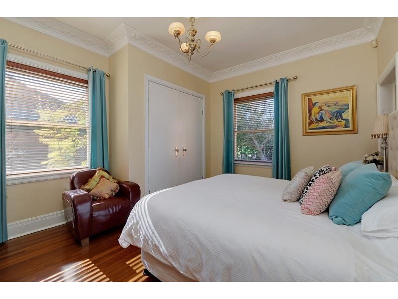 58 Yarrara Rd, Pennant Hills NSW 2120