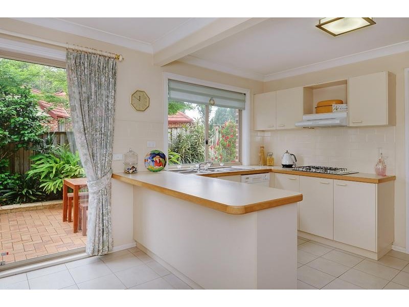 2 Earls Ct, Cherrybrook NSW 2126