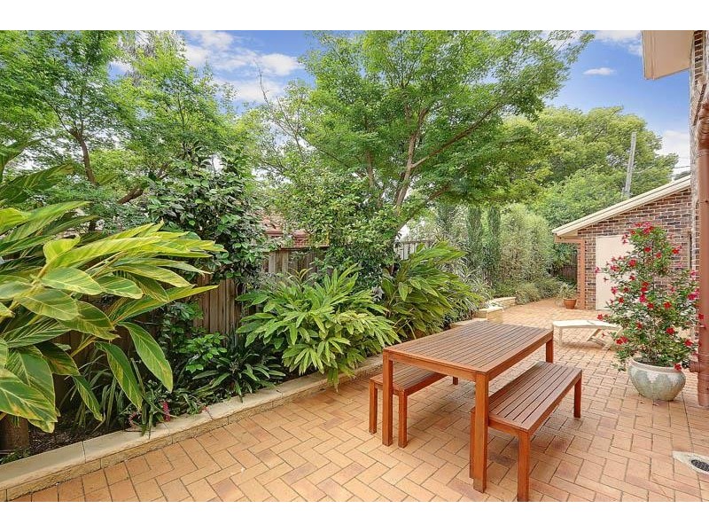2 Earls Ct, Cherrybrook NSW 2126