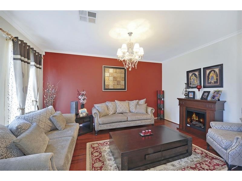 14 Ridgemont Cl, Cherrybrook NSW 2126