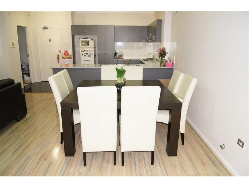 Unit 11/8 Mercer  St, Castle Hill NSW 2154