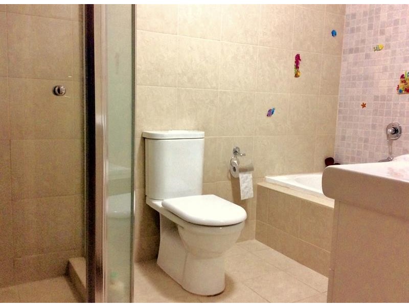 Unit 11/8 Mercer  St, Castle Hill NSW 2154