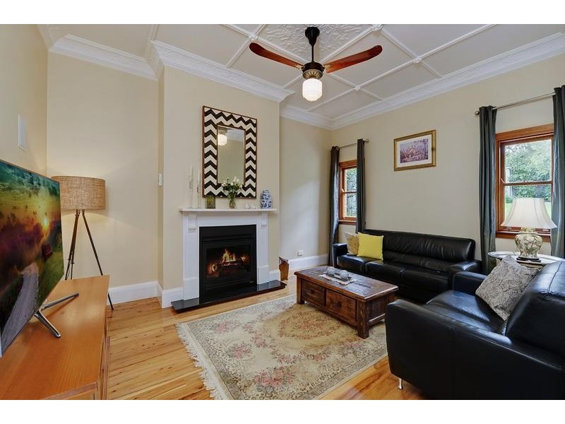 19 Handley Ave, Thornleigh NSW 2120