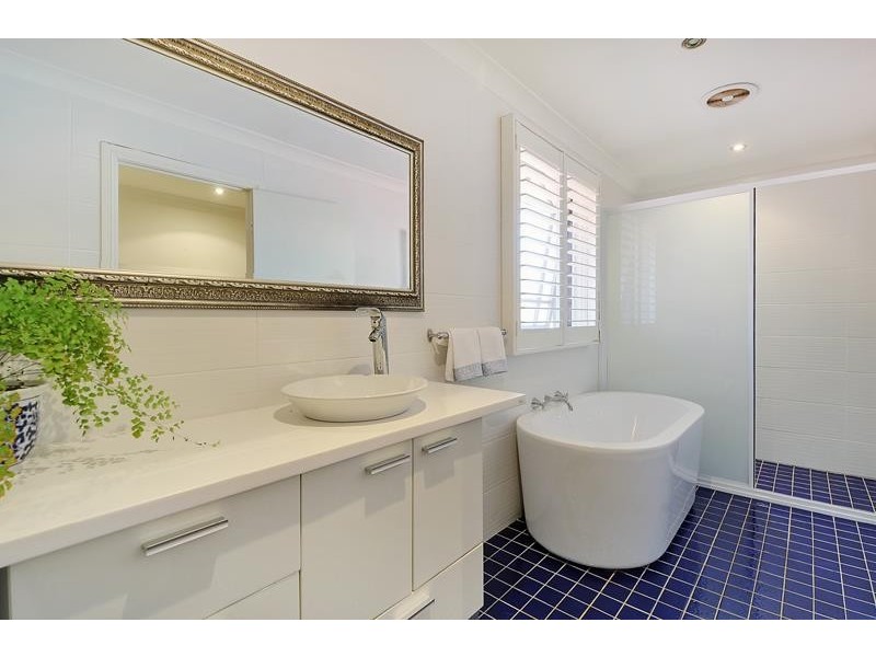 14 Priory Cl, Cherrybrook NSW 2126