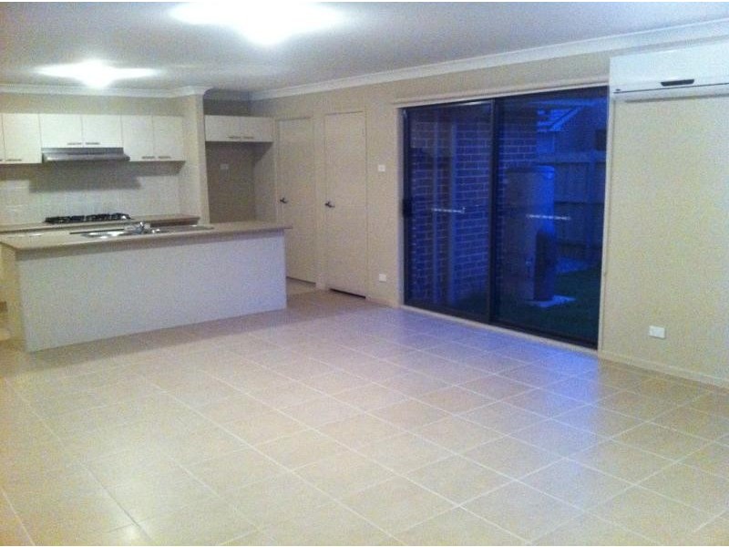 24 Lidell St, Oakhurst NSW 2761