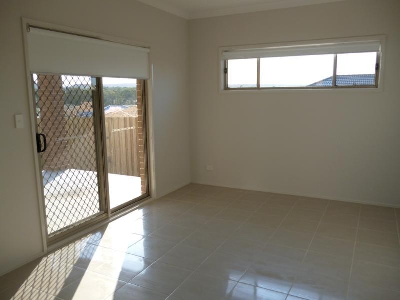 18 Rosecrea Ct, Glenmore Park NSW 2745