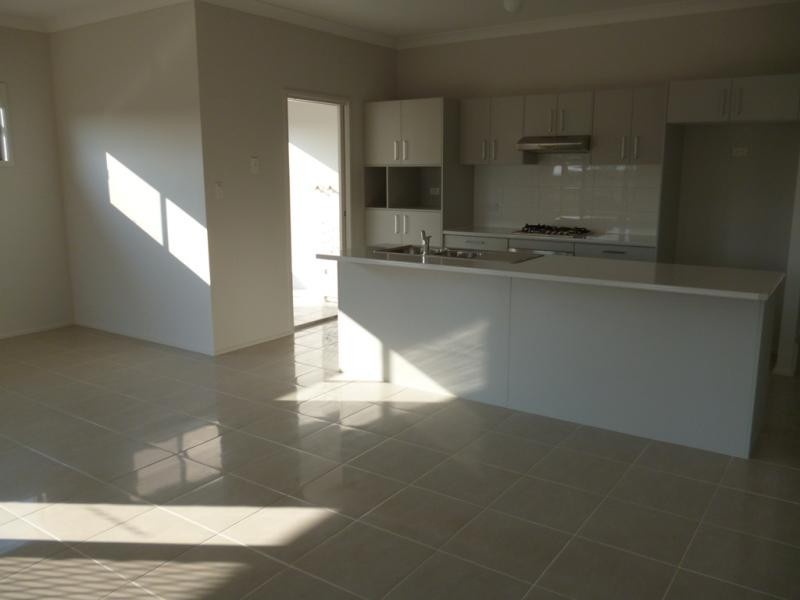 18 Rosecrea Ct, Glenmore Park NSW 2745