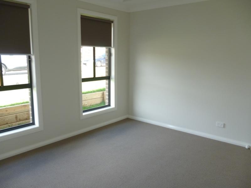 20 Adams Cct, Elderslie NSW 2570