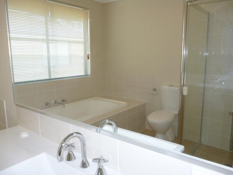 32 Lidell St, Oakhurst NSW 2761