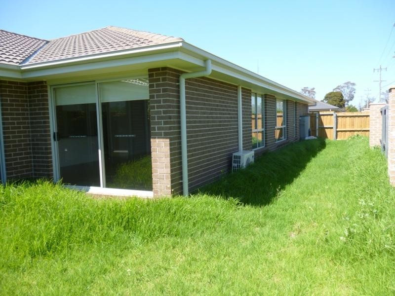 12 Lidell St, Oakhurst NSW 2761