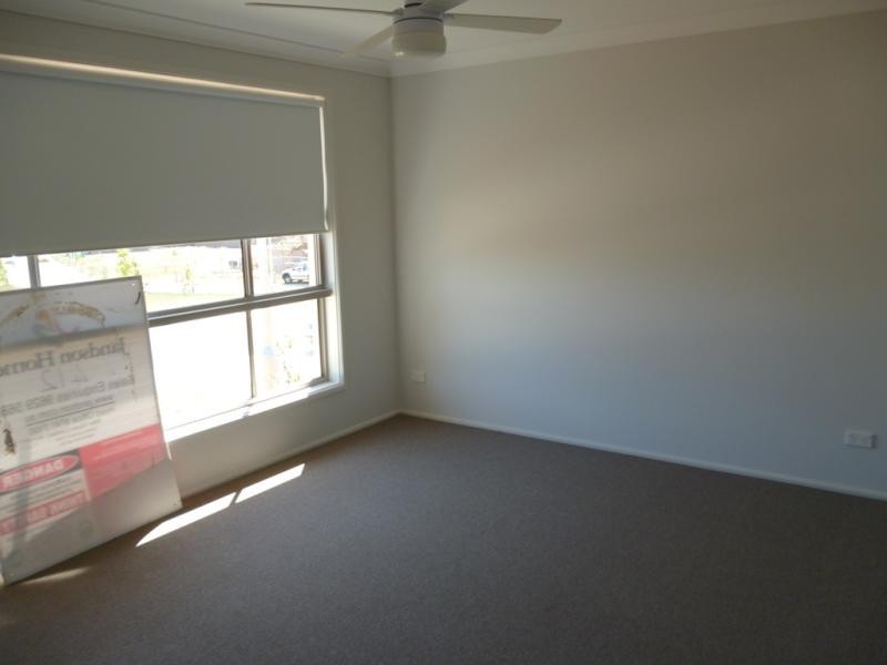 47 Glenmore Ridge Dr, Glenmore Park NSW 2745