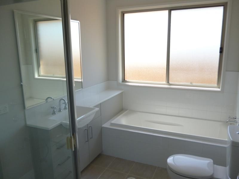 47 Glenmore Ridge Dr, Glenmore Park NSW 2745