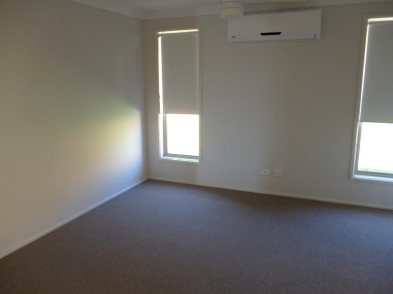 47 Glenmore Ridge Dr, Glenmore Park NSW 2745