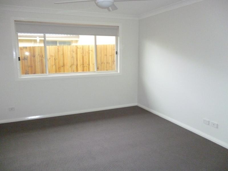 51 Adams Cct, Elderslie NSW 2570