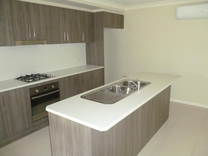 53 Adams Cct, Elderslie NSW 2570