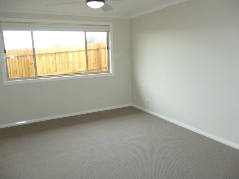 53 Adams Cct, Elderslie NSW 2570