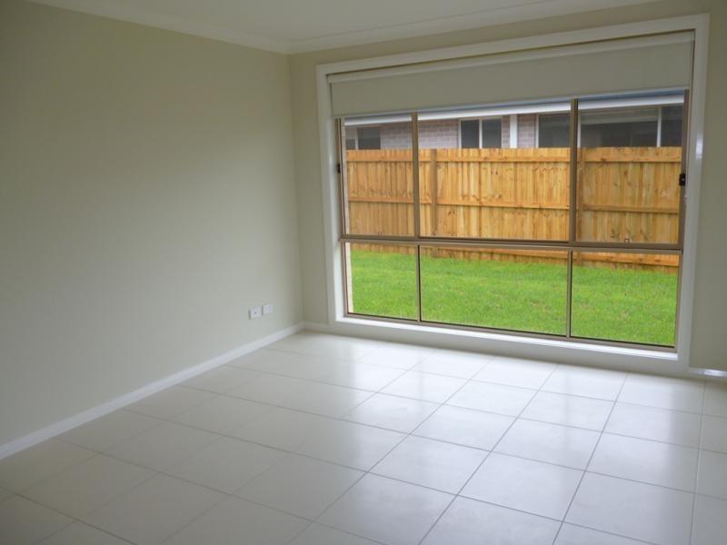 53 Adams Cct, Elderslie NSW 2570