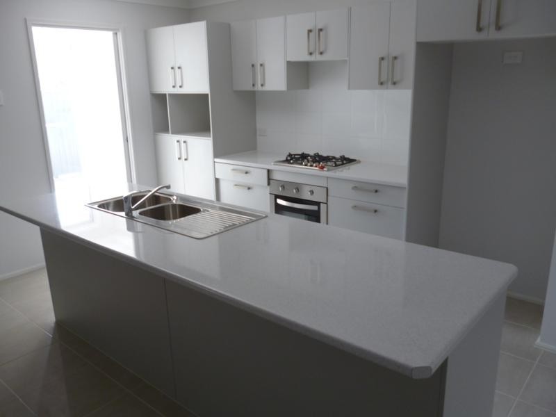 72 Glenmore Ridge Dr, Glenmore Park NSW 2745