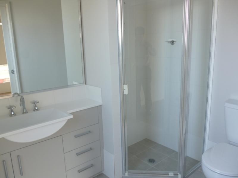 72 Glenmore Ridge Dr, Glenmore Park NSW 2745