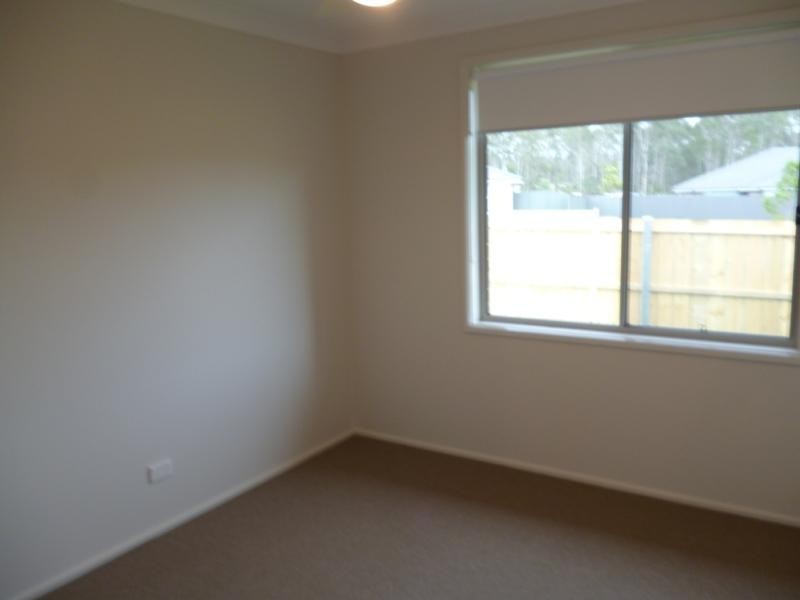 117 Ridgetop Dr, Glenmore Park NSW 2745