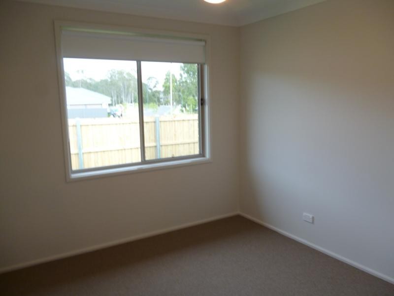 117 Ridgetop Dr, Glenmore Park NSW 2745